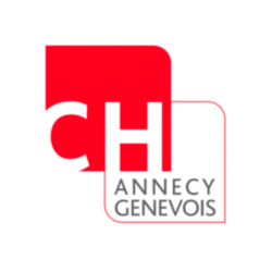 Logo du Centre Hospitalier Annecy Genevois, avec les lettres C et H en rouge, sur fond blanc, et le texte 